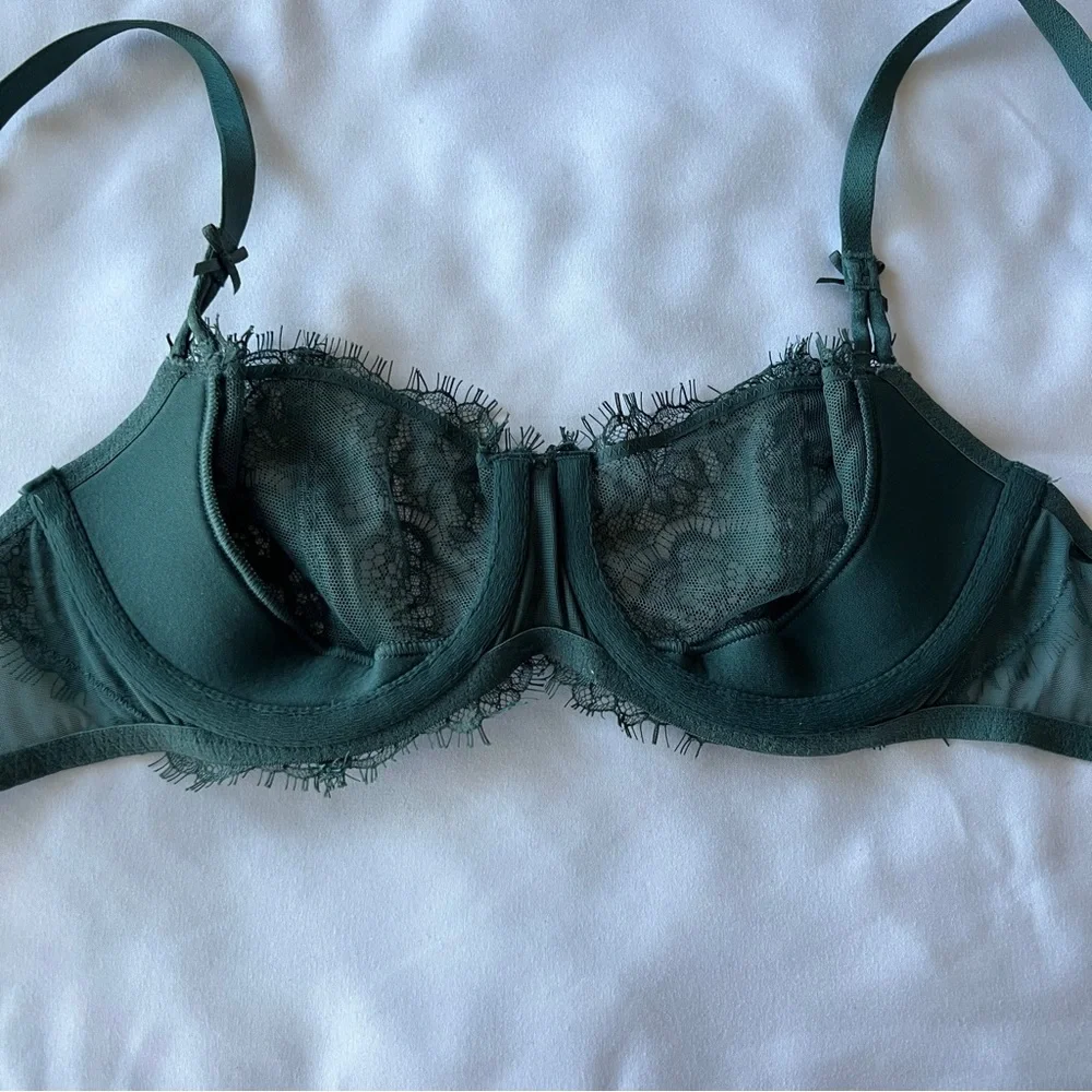NWOT Victoria's Secret Dream Angels Push Up Without Padding in Green, 32C - Picture 5 of 9